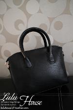 หมดค่ะ กระเป๋าLuluhouse รุ่นL108-03 กระเป๋าแฟชั่นนำเข้าจากLuluhouseของแท้100% รุ่นนี้ดูดีมากค่ะ 